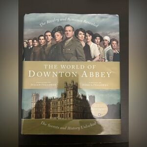 The World of Downton Abbey Book